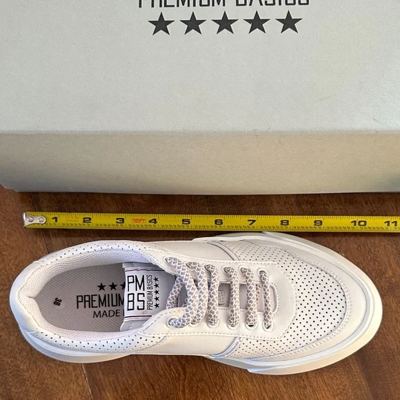 PREMIUM BASICS Women's White Athletic Shoes - Picture 1 of 11